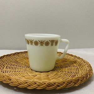 Vintage Milk Glass Pyrex Butterfly Gold D-Handle Mug